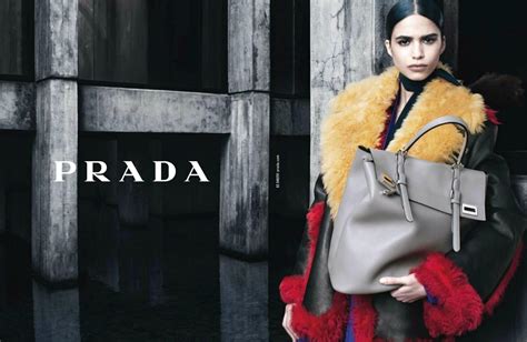 prada bag packaging